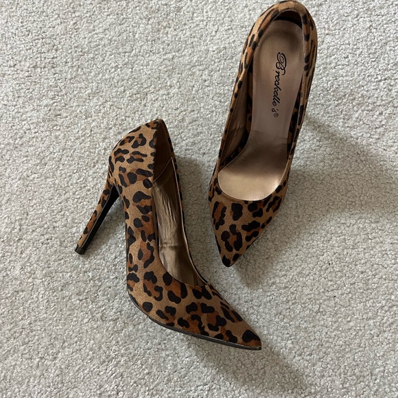 Cheetah Print Heels - Picture 3 of 4